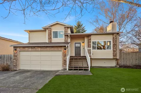 14401 82nd Ave NE, Kirkland, WA 98034