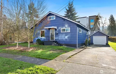 525 12th Ave SE, Olympia, WA 98501