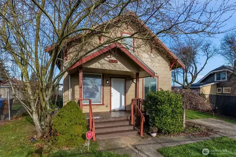 1621 E 34th St, Tacoma, WA 98404