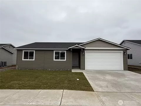 2418 2nd St SE, East Wenatchee, WA 98802