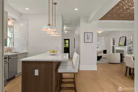 Kitchen - 3113 E Cherry St, Seattle, WA 98122 photo 3 of 4