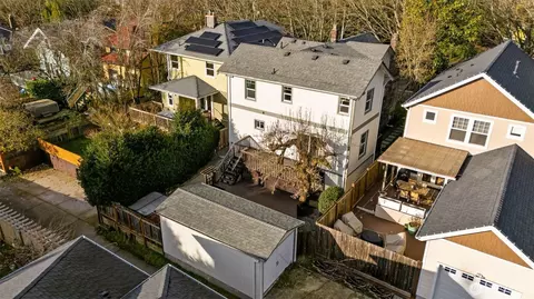 View/Area - 3113 E Cherry St, Seattle, WA 98122 photo 1 of 2