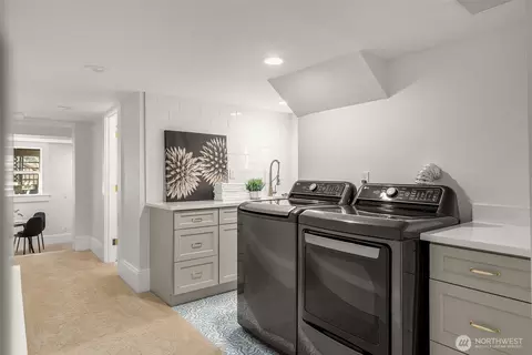 Other - 3113 E Cherry St, Seattle, WA 98122 photo 4 of 6