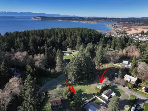 2857 Longhouse Ln, Clinton, WA 98236