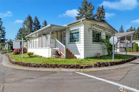 18425 NE 95th St #95, Redmond, WA 98052