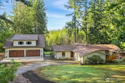 8393 NW Duryea Rd, Bremerton, WA 98312