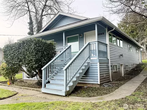 11049 18th Ave SW, Seattle, WA 98146
