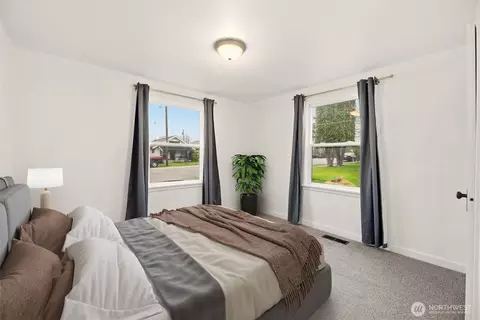 Bedroom - 3013 19th St, Everett, WA 98201 photo 1 of 5