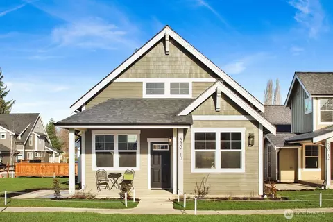 530 E Sunset Dr #10, Bellingham, WA 98225