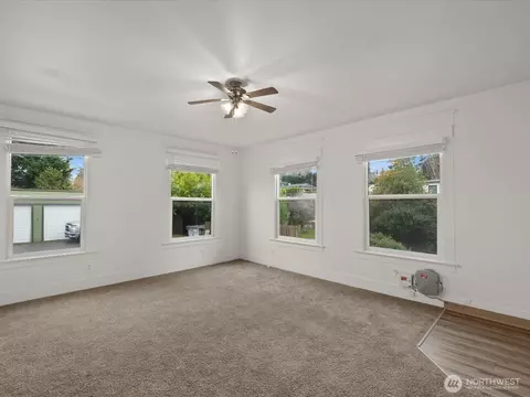Living - 3502 Norton Ave, Everett, WA 98201 photo 1 of 4