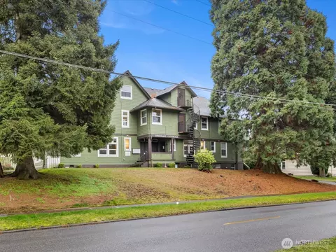 Exterior - 3502 Norton Ave, Everett, WA 98201 photo 6 of 10