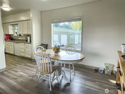 Dining - 3502 Norton Ave, Everett, WA 98201 photo 1 of 1