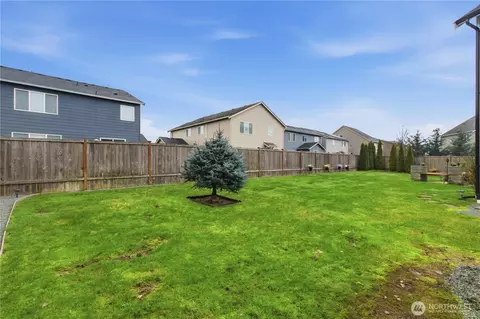 Exterior - 910 Boatman NW, Orting, WA 98360 photo 6 of 7