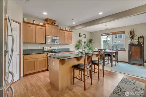 Kitchen - 910 Boatman NW, Orting, WA 98360 photo 1 of 5
