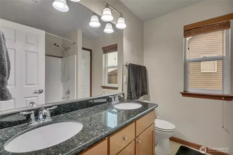 Bath - 910 Boatman NW, Orting, WA 98360 photo 4 of 5
