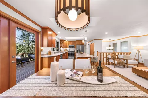 Dining - 14724 107th Ave NE, Bothell, WA 98011 photo 1 of 3