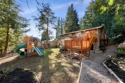 Exterior - 14724 107th Ave NE, Bothell, WA 98011 photo 9 of 10
