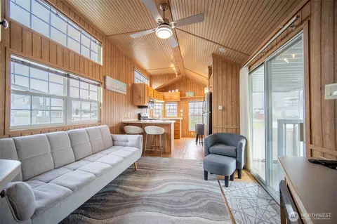 7704 Birch Bay Dr #3402, Blaine, WA 98230