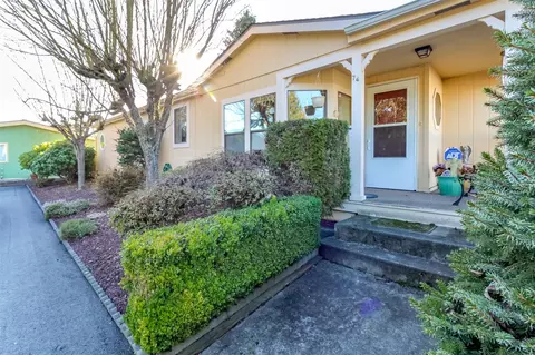 2611 S 288th St #74, Federal Way, WA 98003