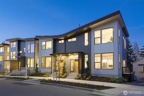 4108 30th Ave S #7, Seattle, WA 98108