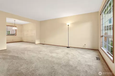 Living - 4007 119th Pl SE, Everett, WA 98208 photo 3 of 6