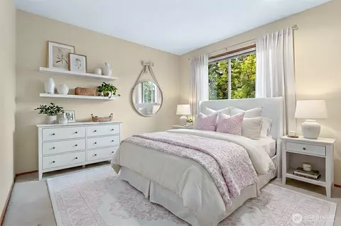 Bedroom - 4007 119th Pl SE, Everett, WA 98208 photo 6 of 8