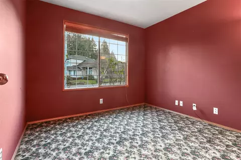 Bedroom - 4007 119th Pl SE, Everett, WA 98208 photo 1 of 8