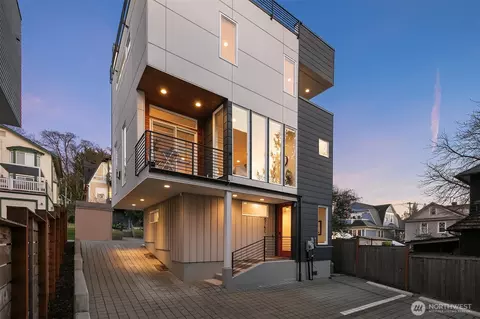 814 14th Ave #C, Seattle, WA 98122