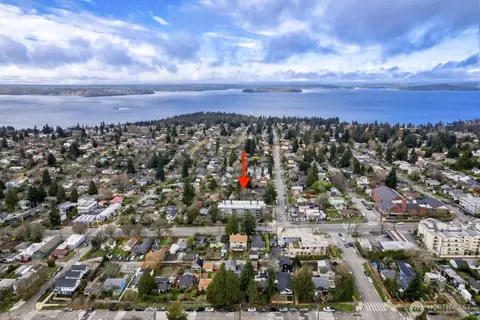 3501 SW Holden St #303, Seattle, WA 98126