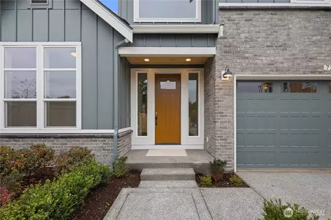 Exterior - 721 211th Pl SE, Bothell, WA 98021 photo 2 of 4