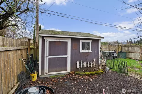 Exterior - 342 Beech St, Longview, WA 98632 photo 7 of 7