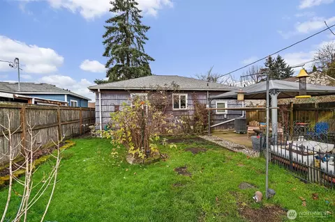 Exterior - 342 Beech St, Longview, WA 98632 photo 3 of 7