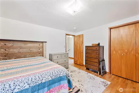 Bedroom - 128 Alpha Dr, Longview, WA 98632 photo 5 of 5