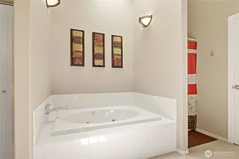 Bath - 87 Red Hawk Dr, Orondo, WA 98843 photo 3 of 4