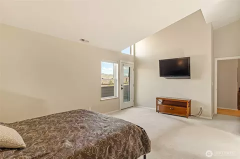 Bedroom - 87 Red Hawk Dr, Orondo, WA 98843 photo 3 of 5