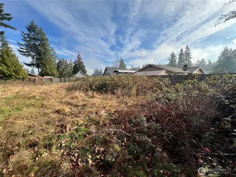 34660 Military Rd S, Auburn, WA 98001
