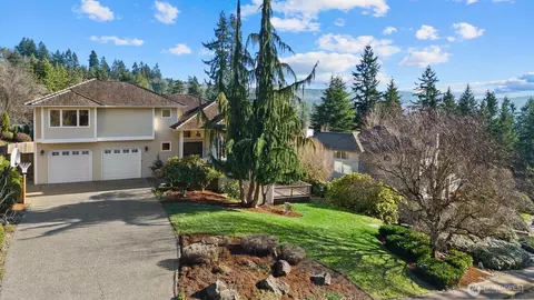 5814 149th Ave SE, Bellevue, WA 98006