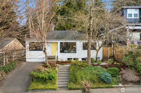 6842 28th Ave NE, Seattle, WA 98115