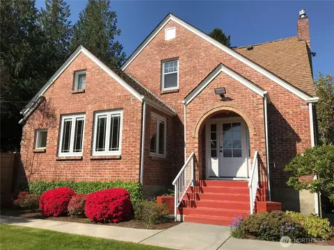 1533 NE Tagholm Rd, Poulsbo, WA 98370