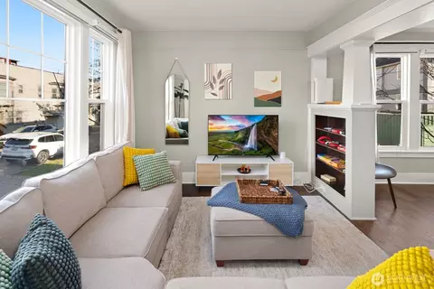 2011 E James St, Seattle, WA 98122 photo 4