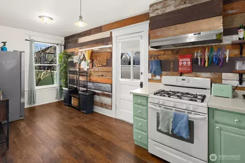 2011 E James St, Seattle, WA 98122 photo 11