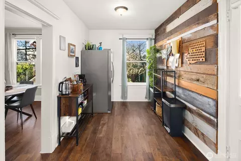 2011 E James St, Seattle, WA 98122 photo 12