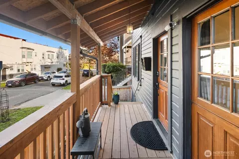2011 E James St, Seattle, WA 98122 photo 21