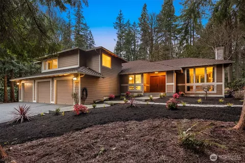 20024 NE 188th Pl, Woodinville, WA 98077