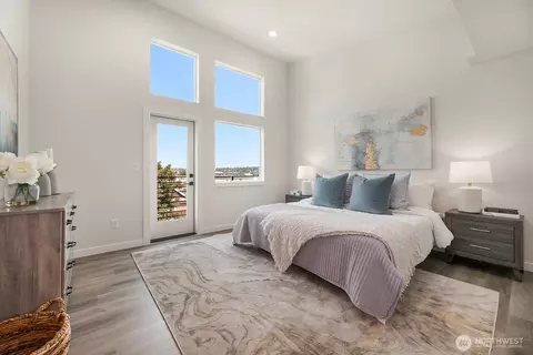 2017 W Bertona, Seattle, WA 98199
