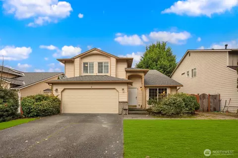 2632 NE 24th Ct, Renton, WA 98056
