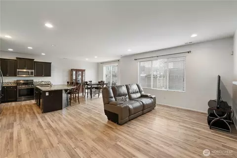 1005 Van Ogle Ln NW, Orting, WA 98360 photo 10