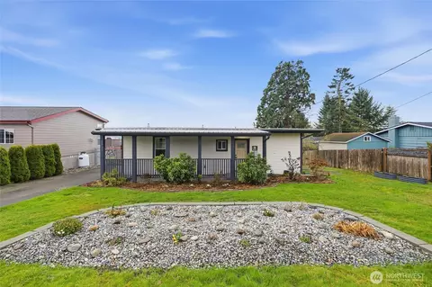 5515 Hillvue Rd, Blaine, WA 98230