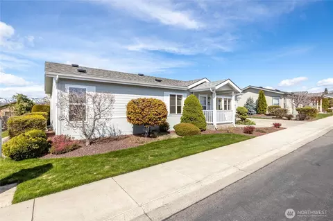 526 Monterey Dr, East Wenatchee, WA 98802