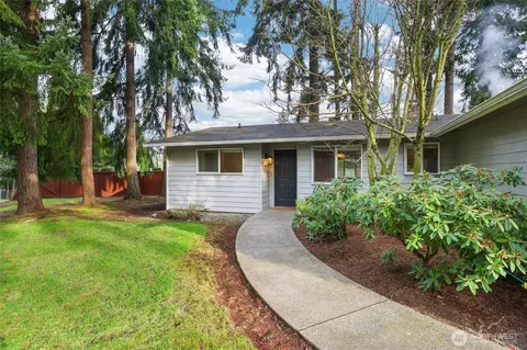 2403 B St, Steilacoom, WA 98388